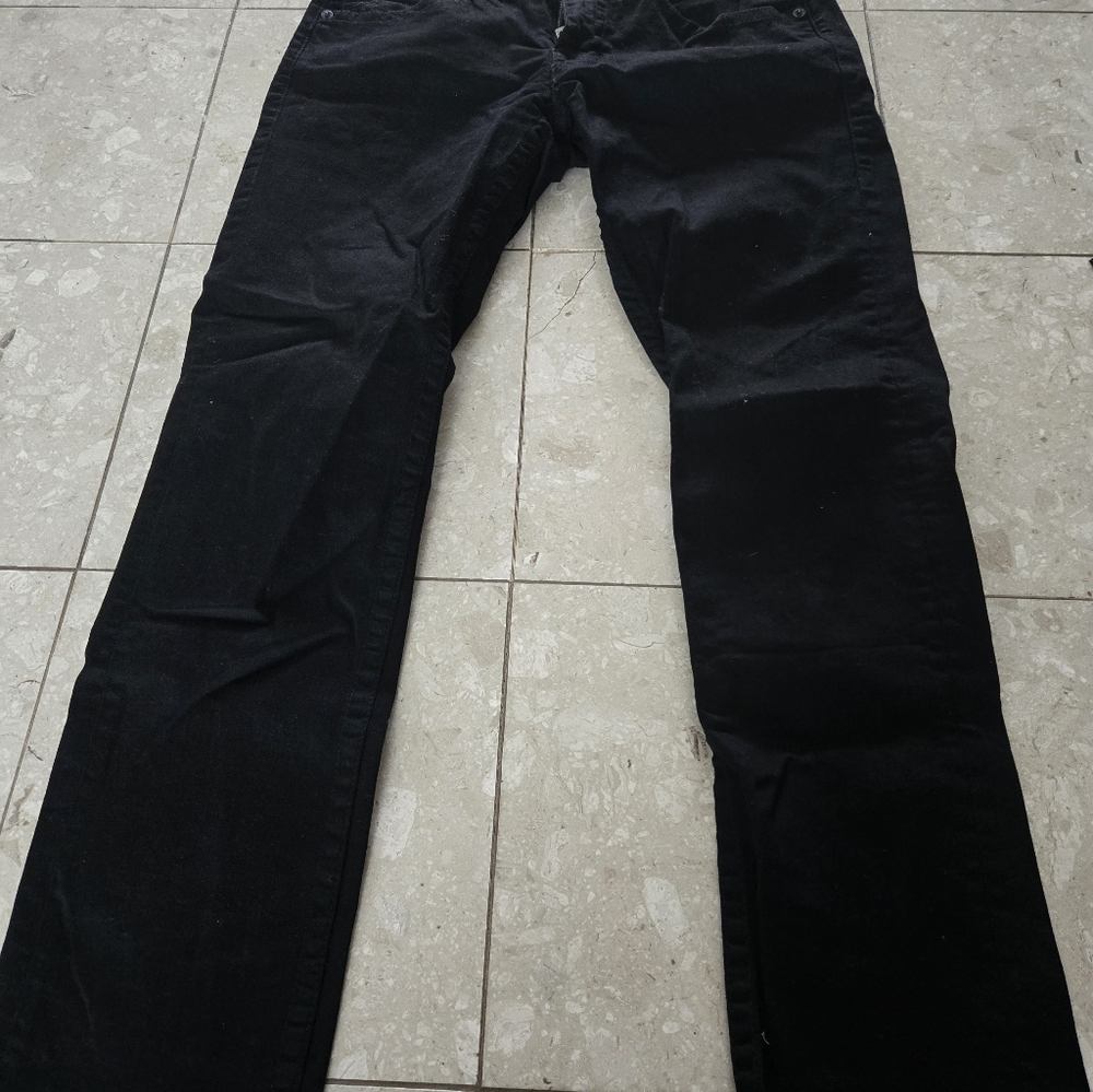 Men's True Religion Black - Geno Relaxed Slim Jean 33